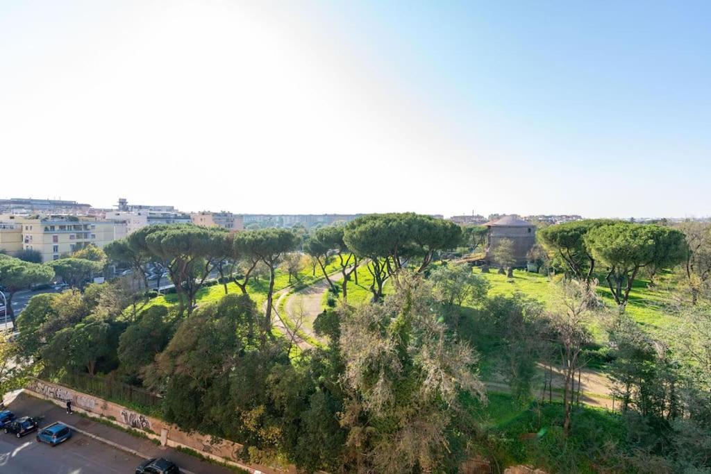 Apartment A 100m Dal Tram Gordiani House