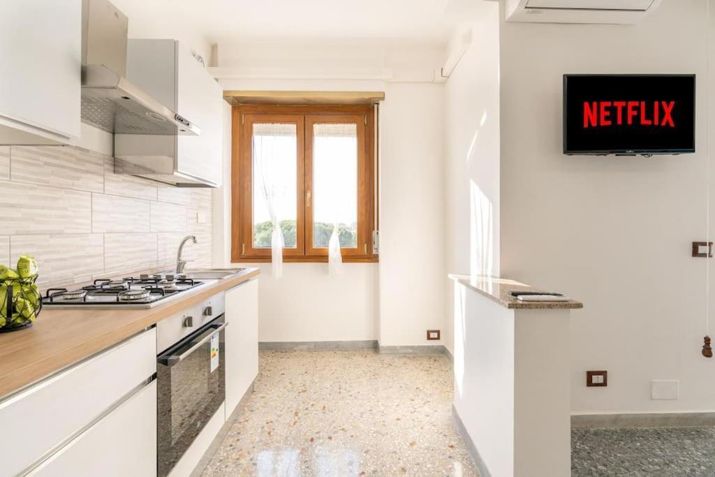 A 100m Dal Tram Gordiani House Apartment *