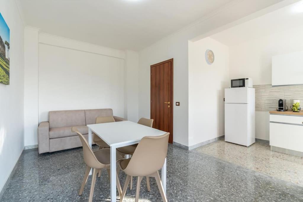 Apartment A 100m Dal Tram Gordiani House *