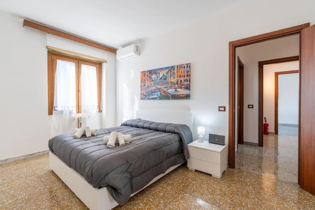 A 100m Dal Tram Gordiani House Appartamento *