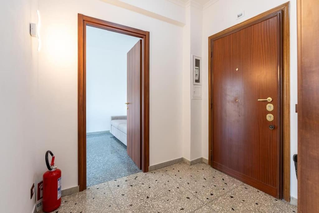 A 100m Dal Tram Gordiani House Rom